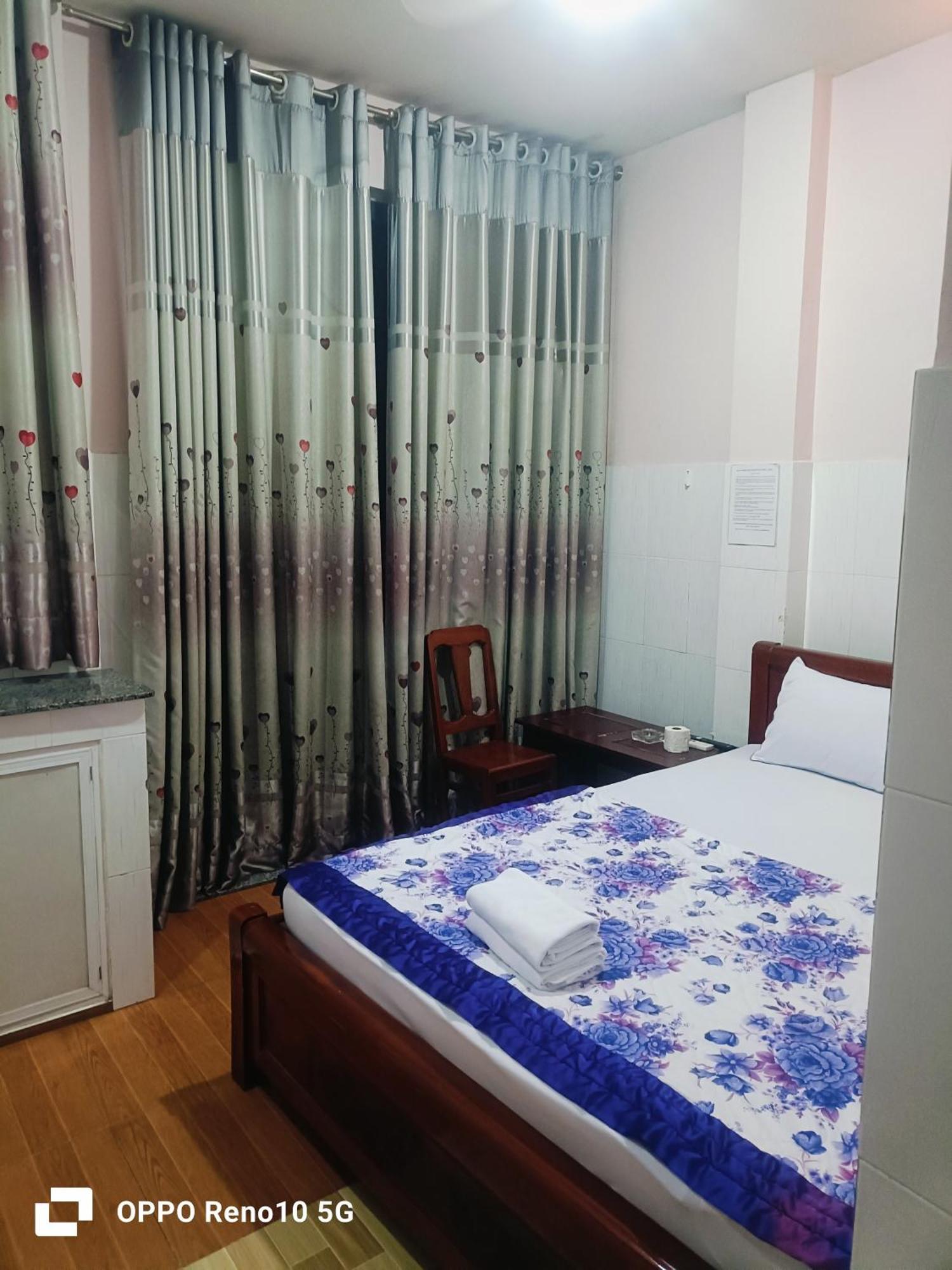 Hotel Phuong Linh Cidade de Ho Chi Minh Exterior foto
